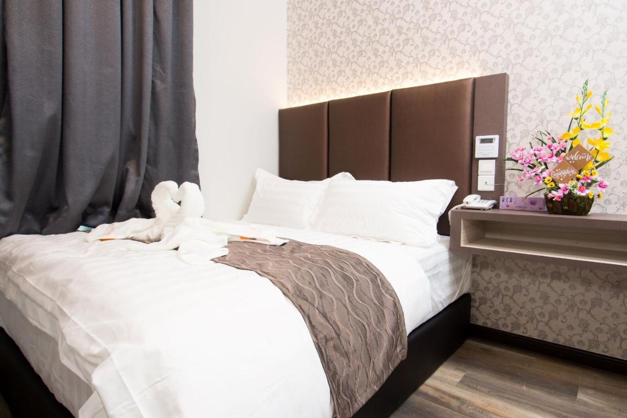 Spring Season Hotel Muar Eksteriør billede